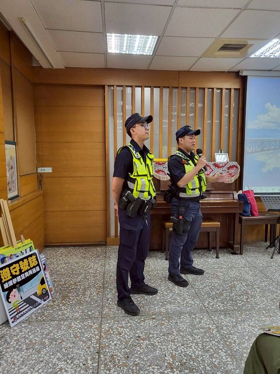 警方進社區當老師　阿公阿嬤熱情響應交通安全