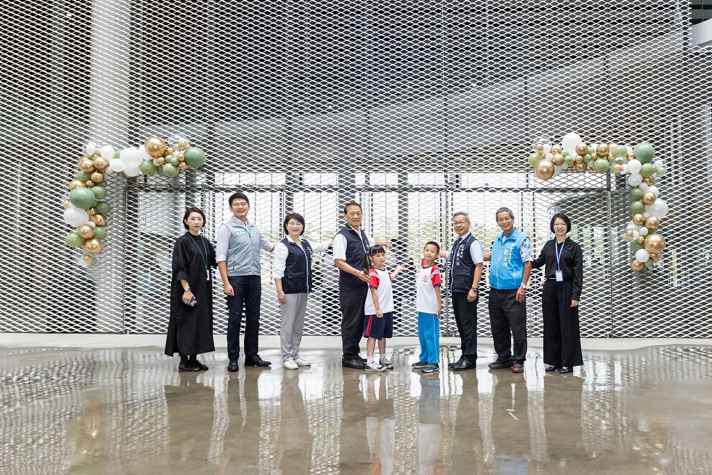 臺中綠美圖試營運登場！全臺首座美術館＋圖書館共構新地標