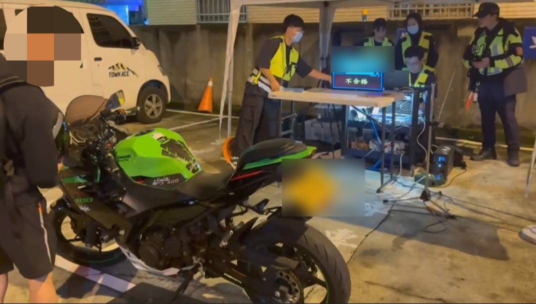 噪音零容忍 烏日警結合環保局強力取締噪音改裝車