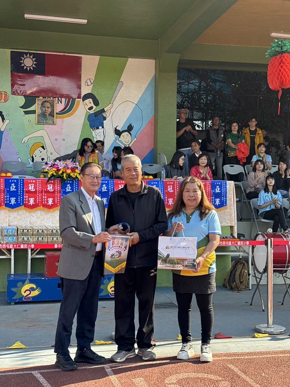 大仁國小運動會暖心落幕　閱讀募書、教師表揚與棒球魂同場感動
