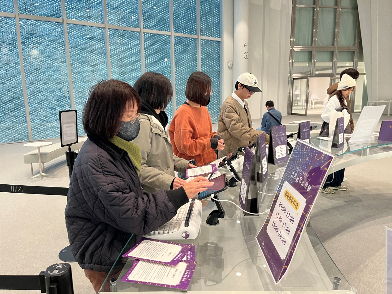 回憶也能被寫成故事！中市圖 AI 書展感動民眾