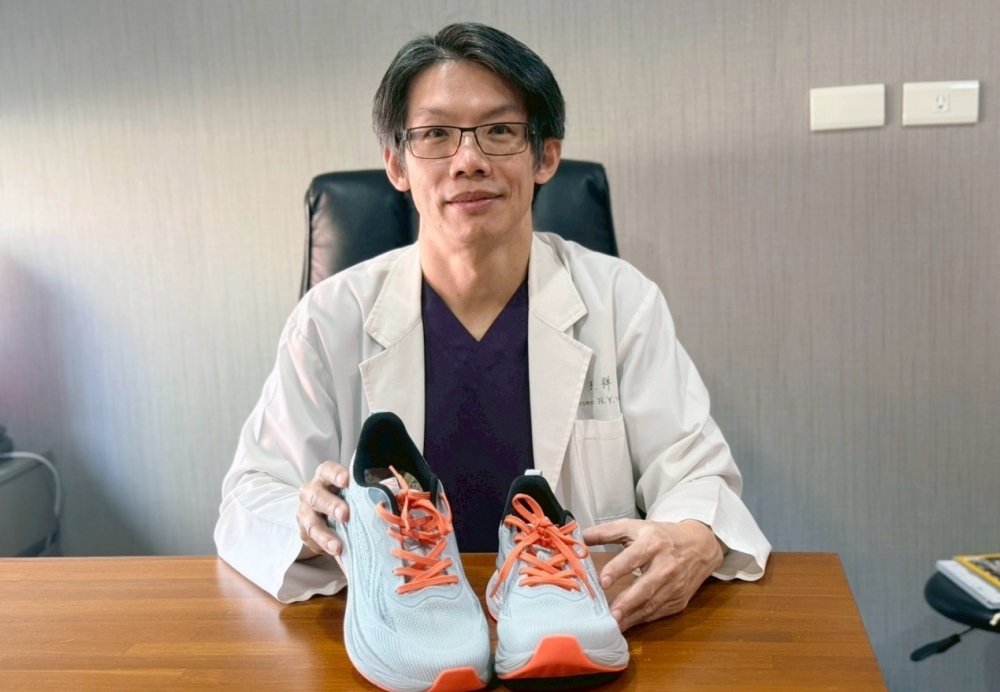 陪伴走得久、走得穩    KIMO FLOW D7鞋  走得安心