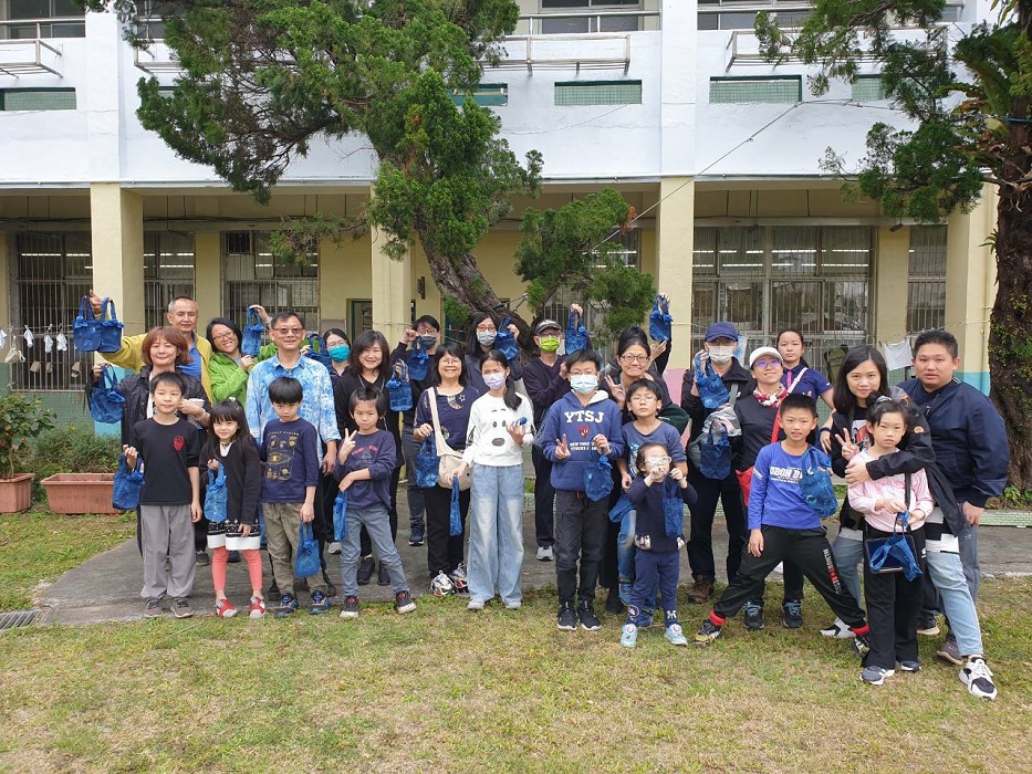 「手」牽手玩創意！親子共學藍染 編織專屬湛藍回憶