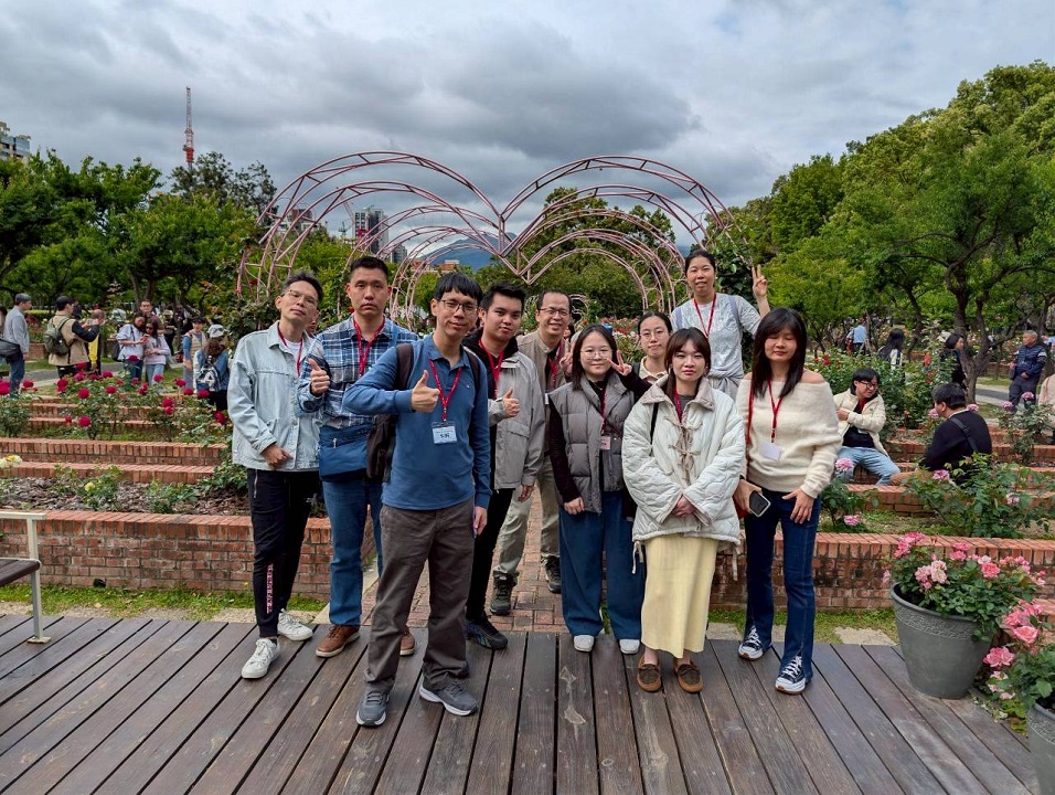 春日玫瑰見證浪漫緣分 士林區公所「花饗士林月老祈良緣」聯誼活動甜蜜登場