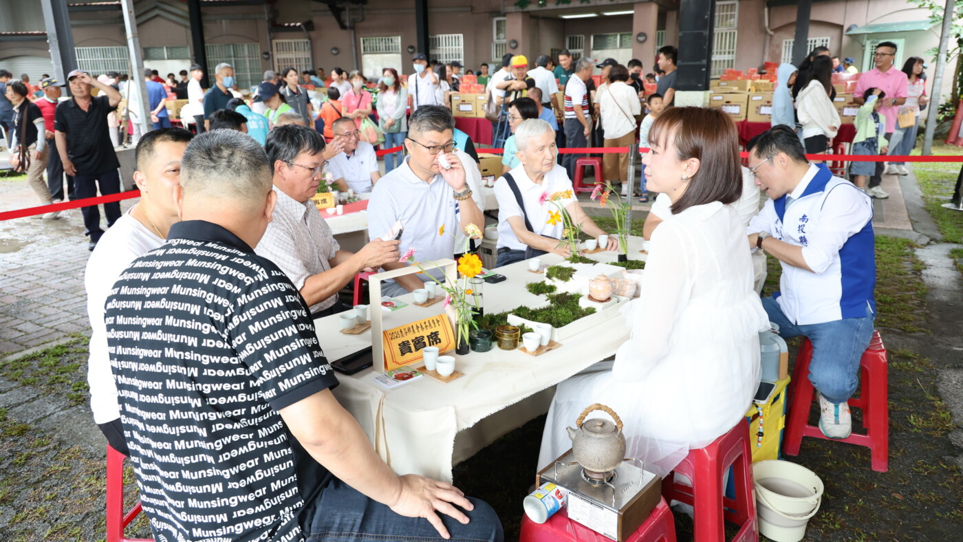 鹿谷高級凍頂烏龍茶競賽結果出爐 特等獎茶展現花果香特色